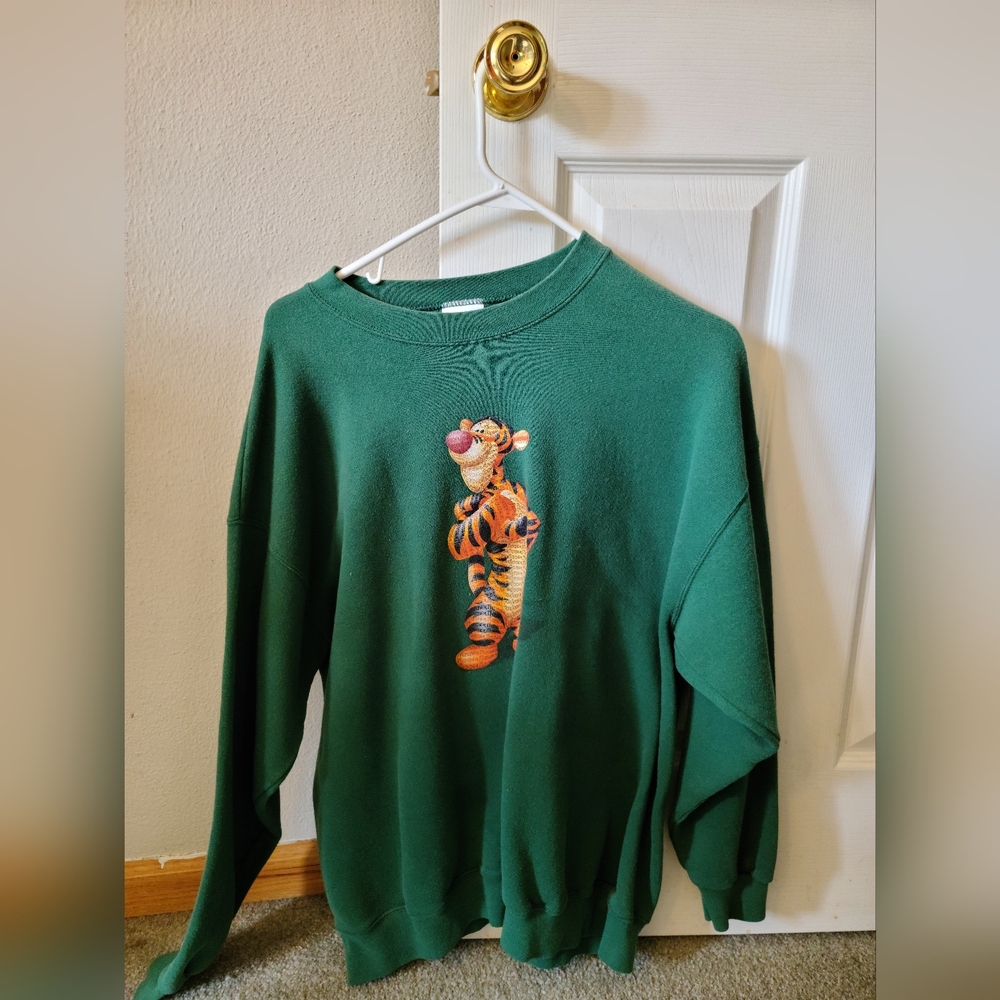 Disney Store Tigger Sweatshirt XL